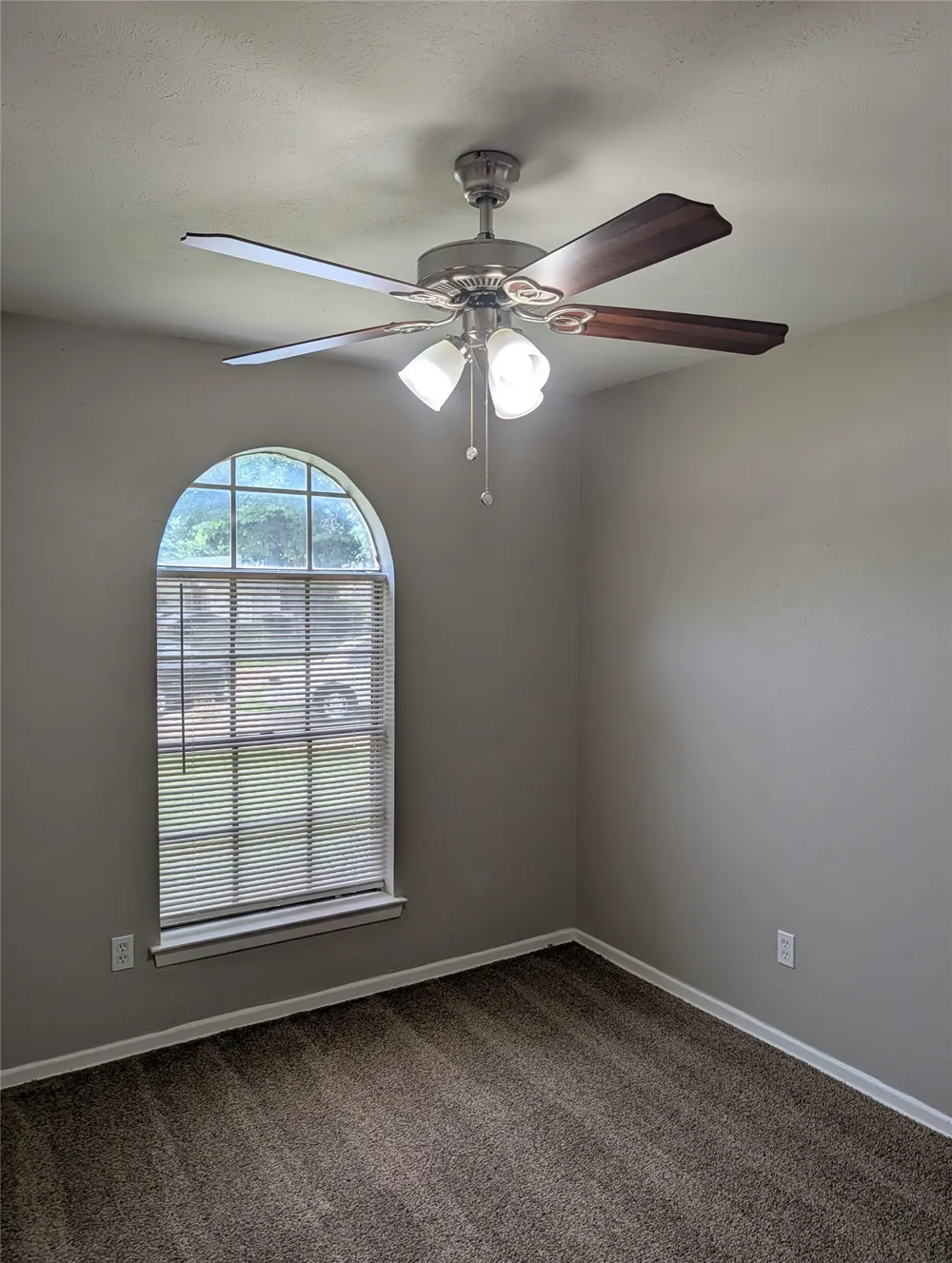 633 Christie Court Everman, TX 76140