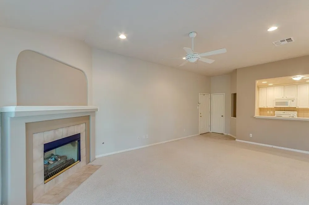 8051 Bay Branch Drive #333 The Woodlands, TX 77382
