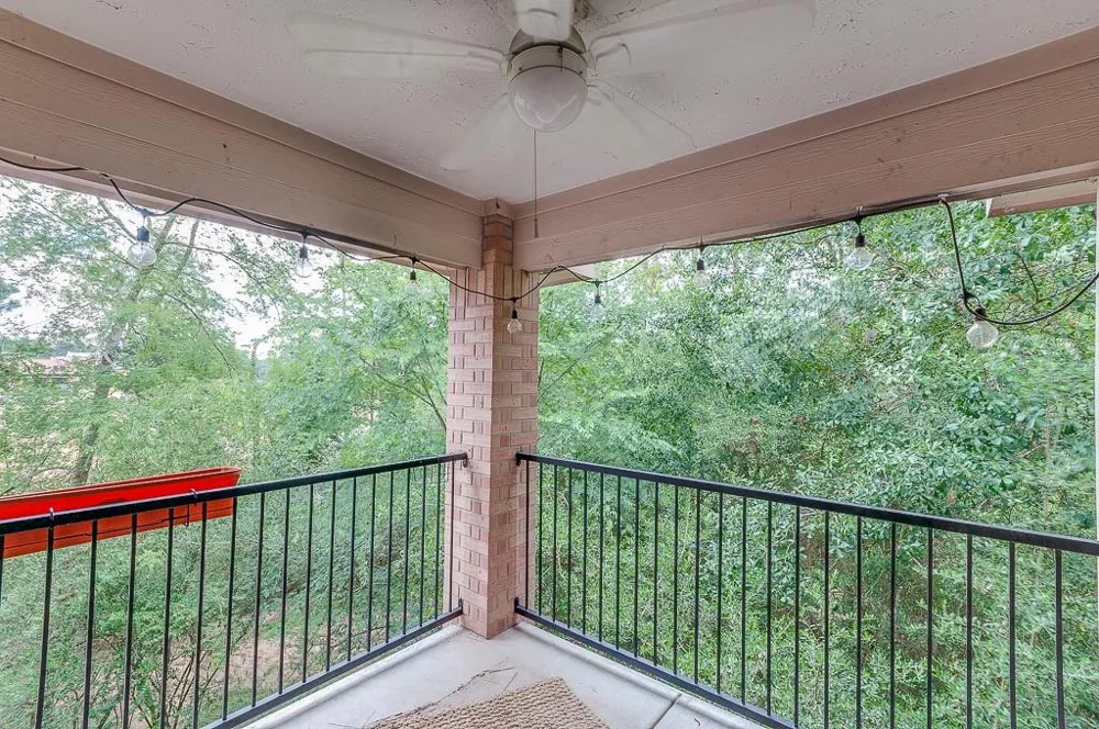 8051 Bay Branch Drive #333 The Woodlands, TX 77382