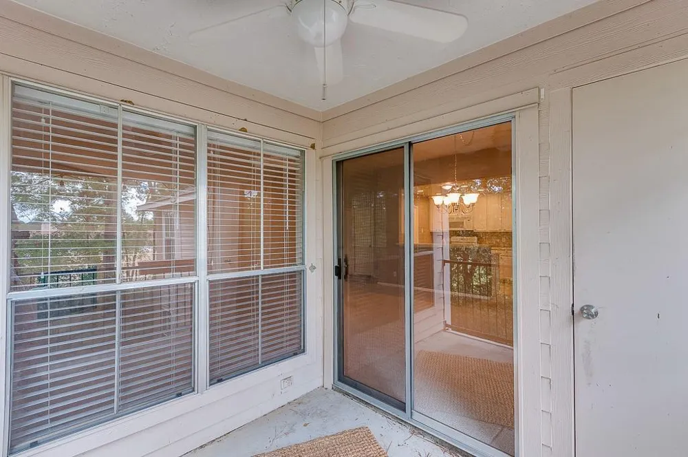 8051 Bay Branch Drive #333 The Woodlands, TX 77382