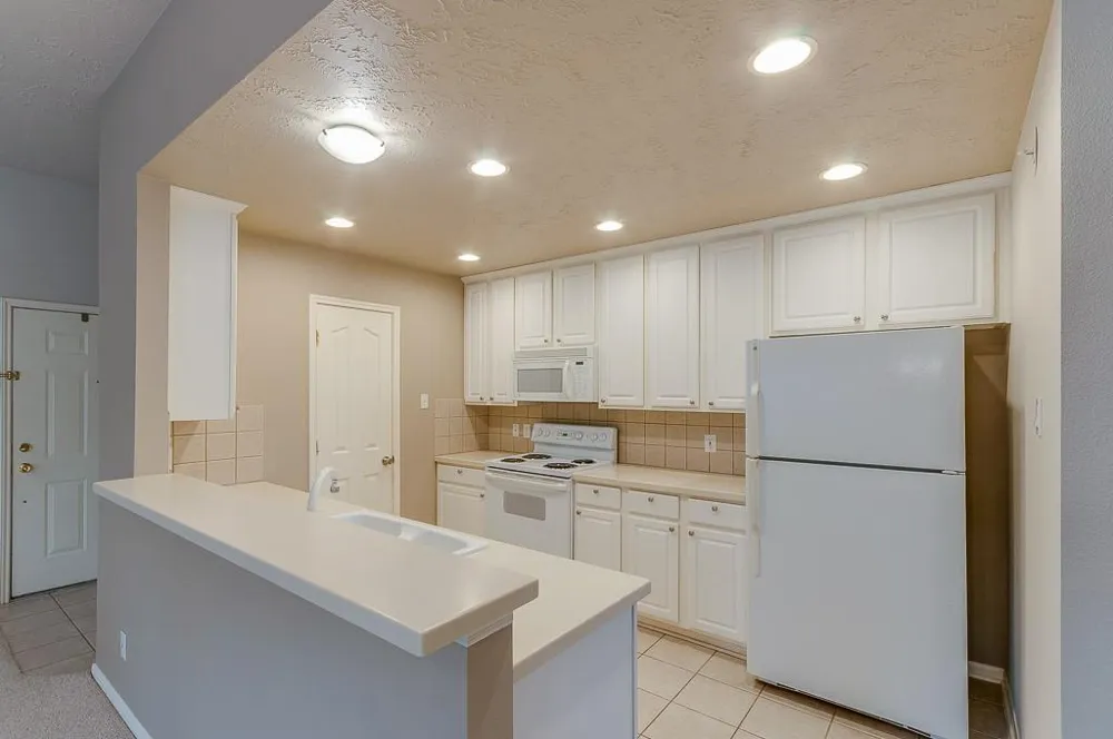 8051 Bay Branch Drive #333 The Woodlands, TX 77382