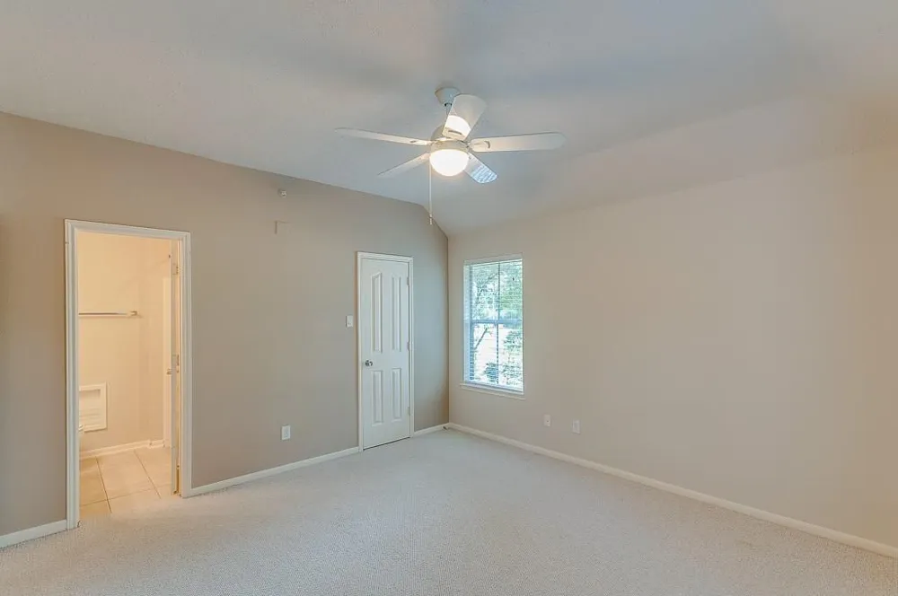8051 Bay Branch Drive #333 The Woodlands, TX 77382