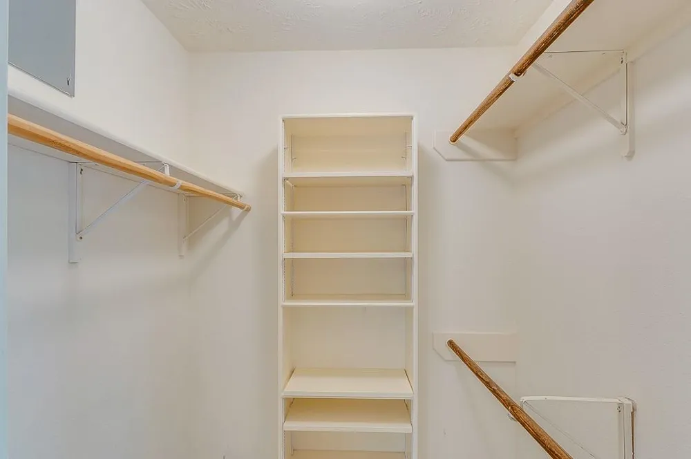 8051 Bay Branch Drive #333 The Woodlands, TX 77382