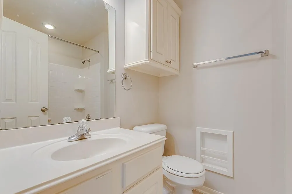 8051 Bay Branch Drive #333 The Woodlands, TX 77382