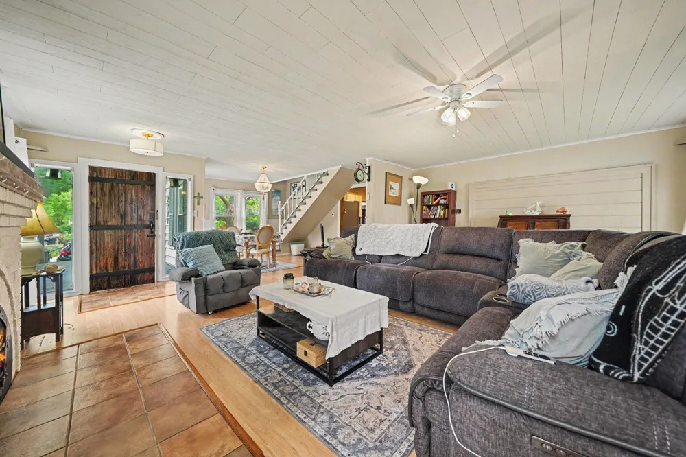 2211 Morton Avenue St. Joseph, MI 49085