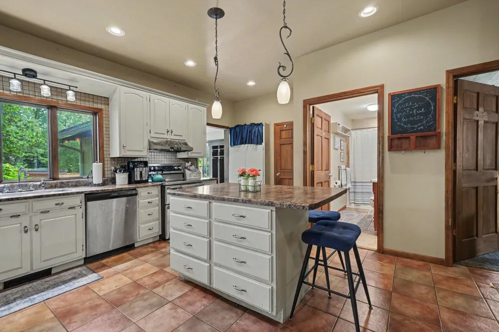 2211 Morton Avenue St. Joseph, MI 49085