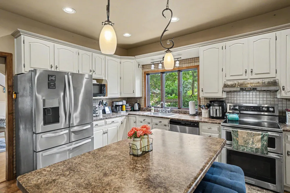 2211 Morton Avenue St. Joseph, MI 49085