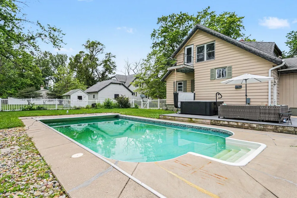 2211 Morton Avenue St. Joseph, MI 49085