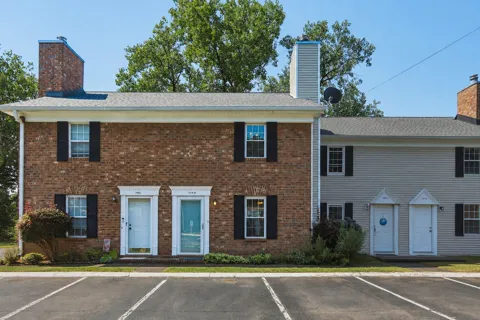 286 Donna Dr #B