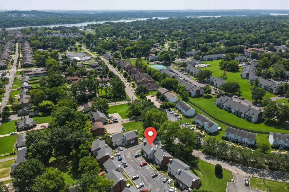 286 Donna Dr #B Hendersonville, TN 37075