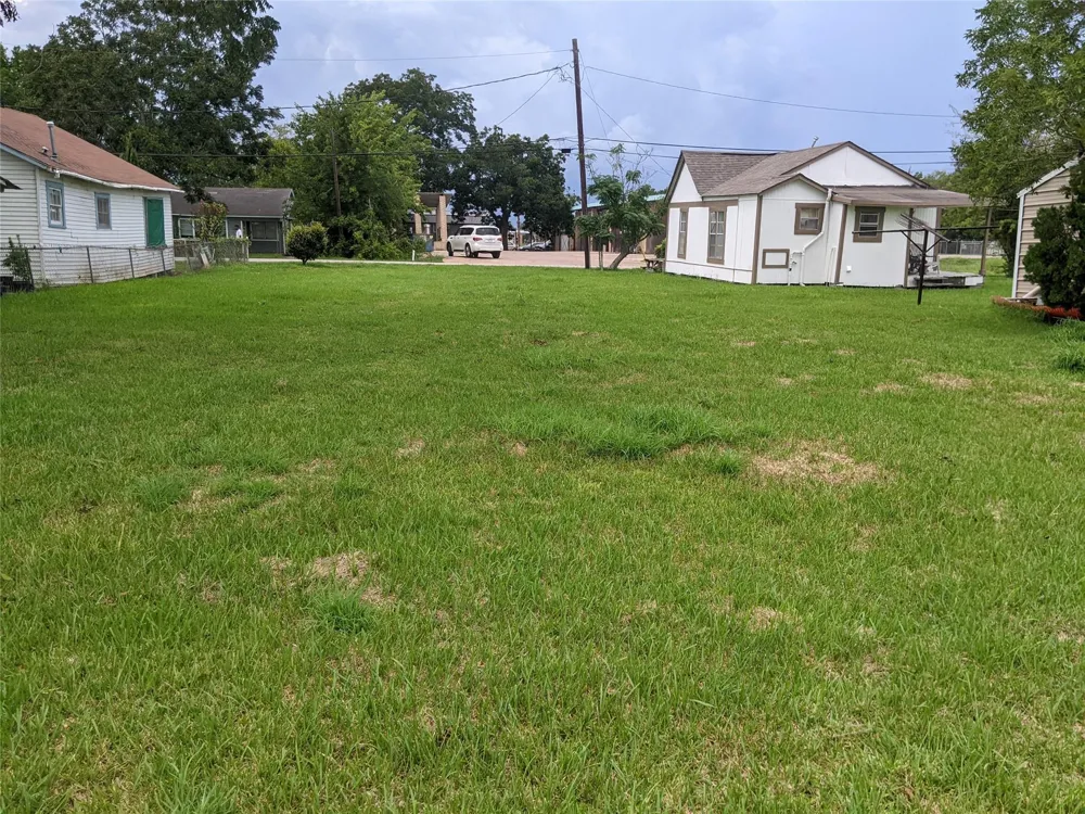 107 Correll Avenue Wharton, TX 77488