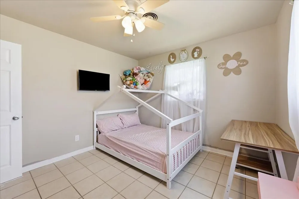 7845 Laurie Lane Lumberton, TX 77657