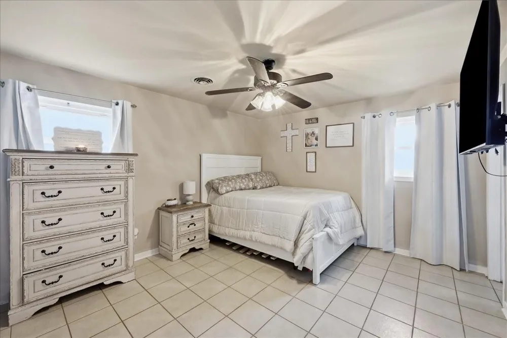 7845 Laurie Lane Lumberton, TX 77657