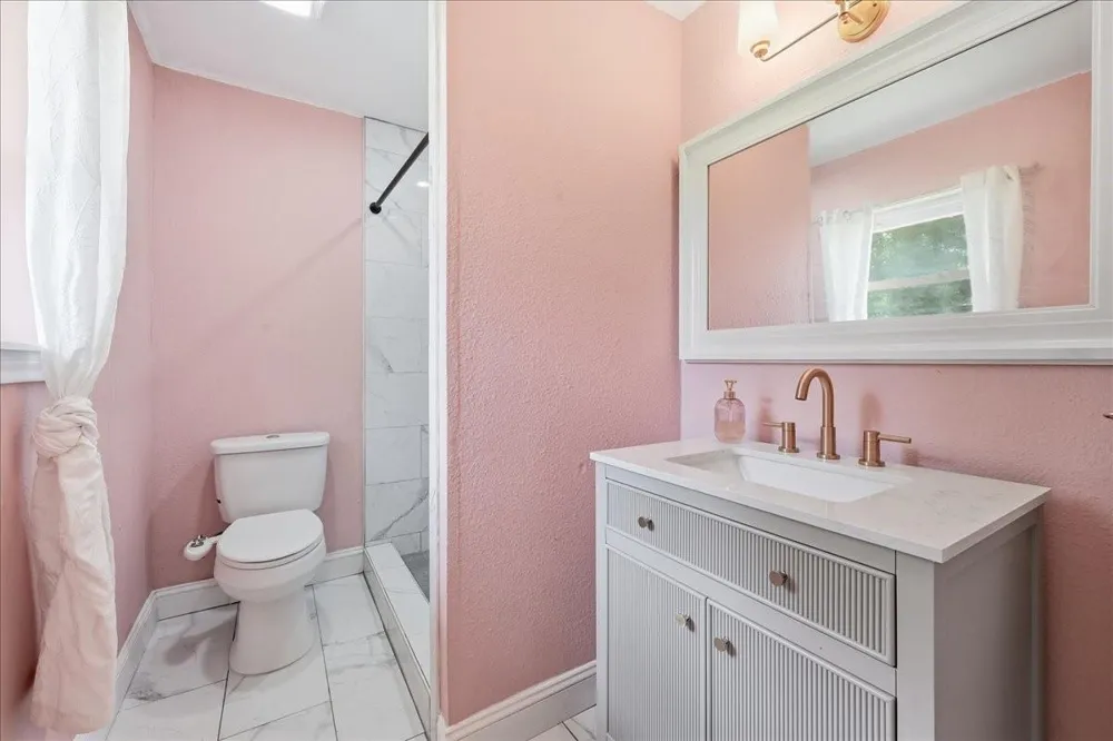7845 Laurie Lane Lumberton, TX 77657