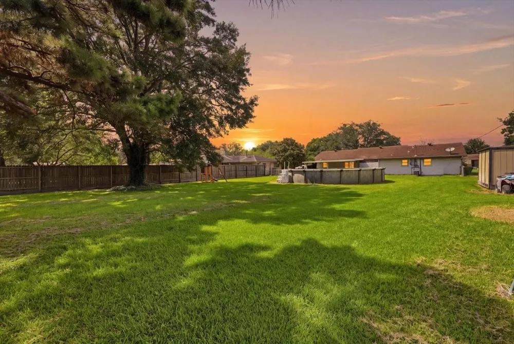 7845 Laurie Lane Lumberton, TX 77657