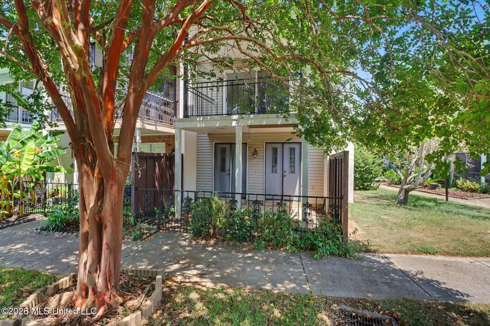 2501 Gulf Avenue Gulfport, MS 39501