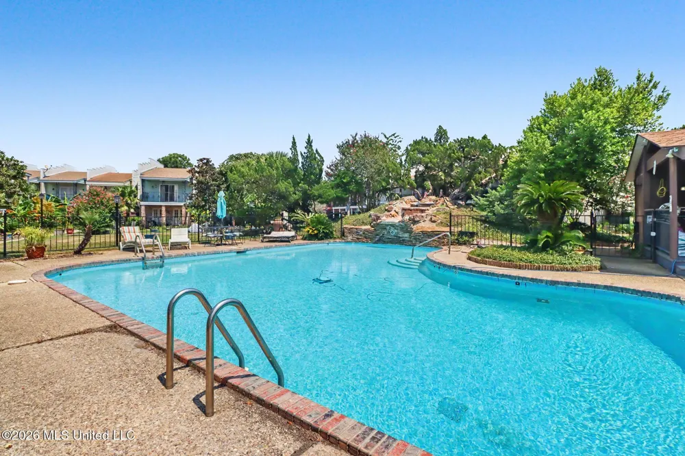 2501 Gulf Avenue Gulfport, MS 39501