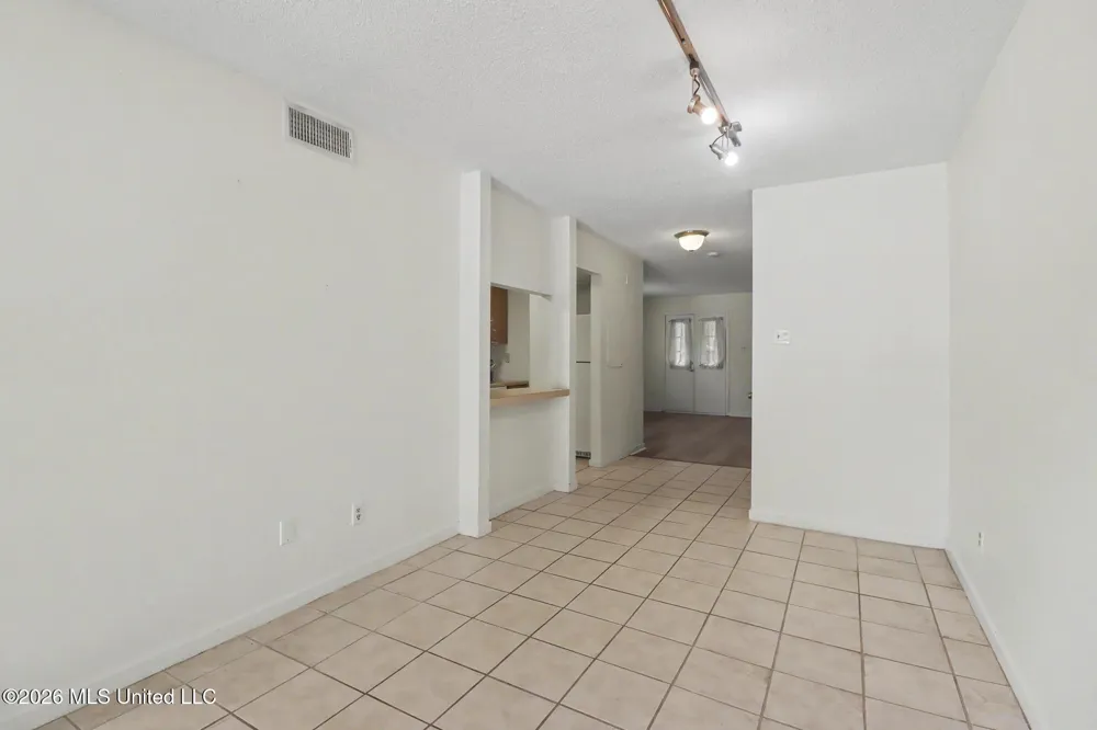 2501 Gulf Avenue Gulfport, MS 39501