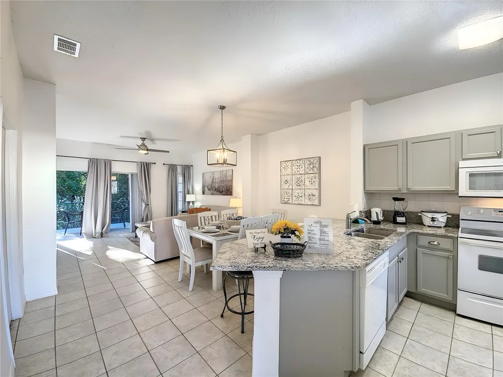 1115 PARK RIDGE CIRCLE Kissimmee, FL 34746