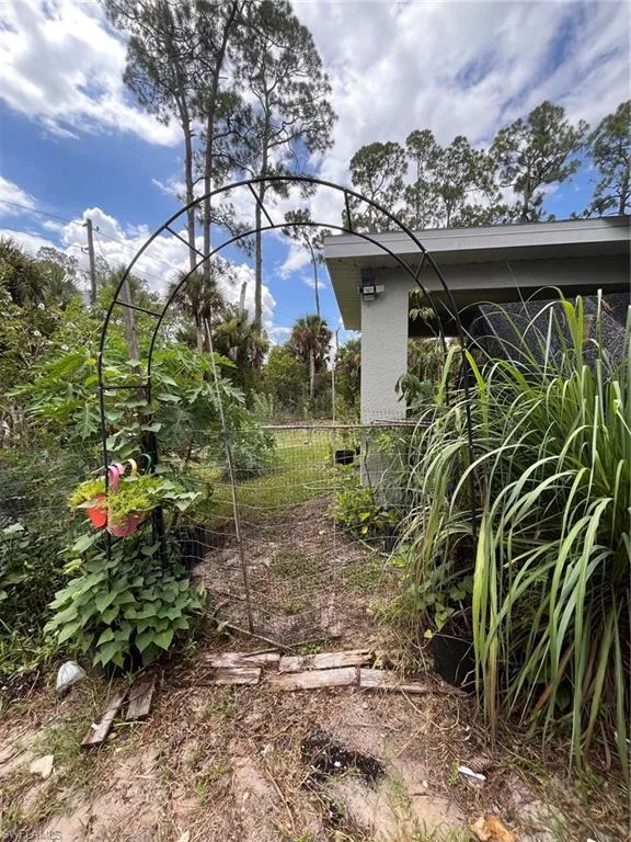 5009 Rosebud Circle Labelle, FL 33935