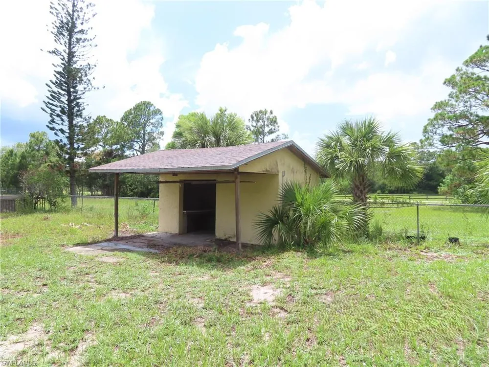 5255 Pioneer 23rd Street Clewiston, FL 33440