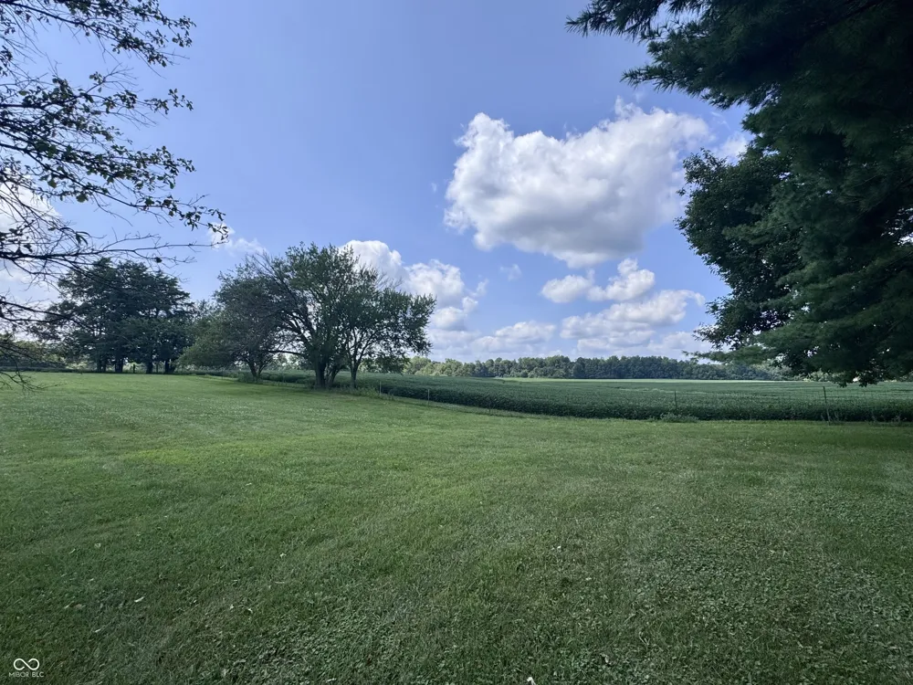7933 S 650 W Crawfordsville, IN 47933