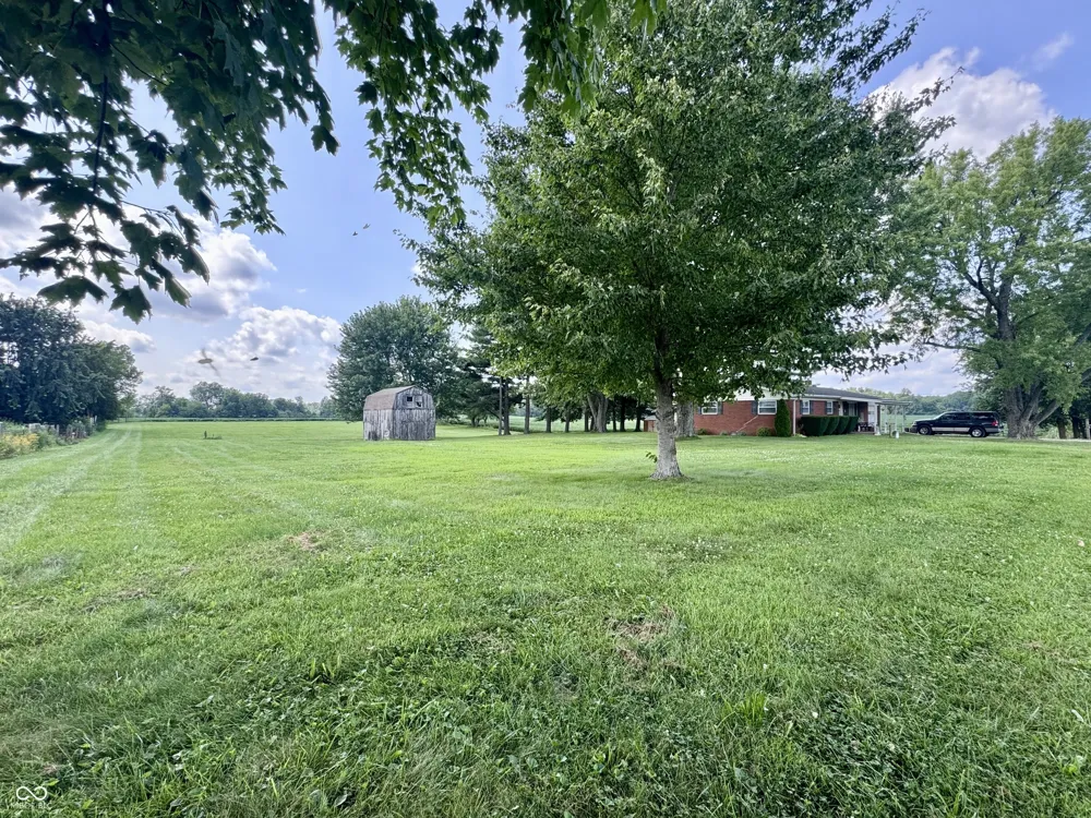 7933 S 650 W Crawfordsville, IN 47933