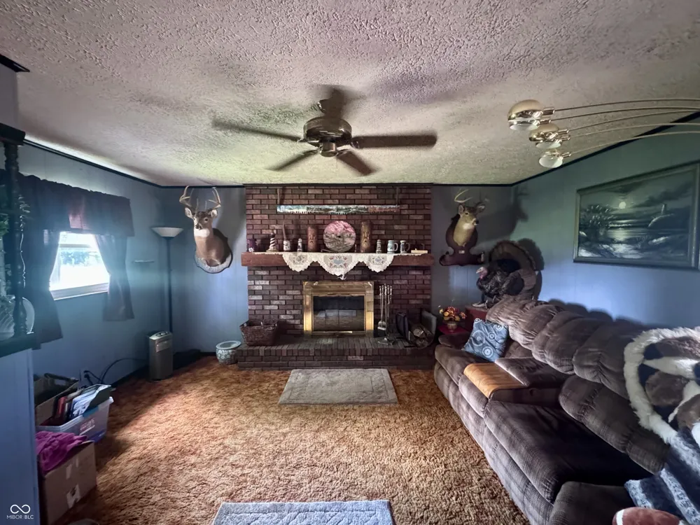 7933 S 650 W Crawfordsville, IN 47933