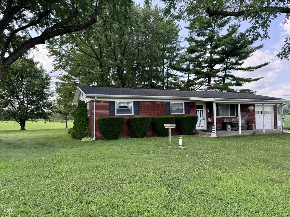7933 S 650 W Crawfordsville, IN 47933