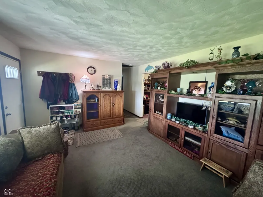 7933 S 650 W Crawfordsville, IN 47933