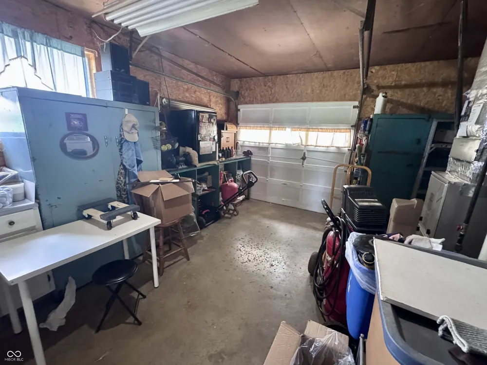 7933 S 650 W Crawfordsville, IN 47933