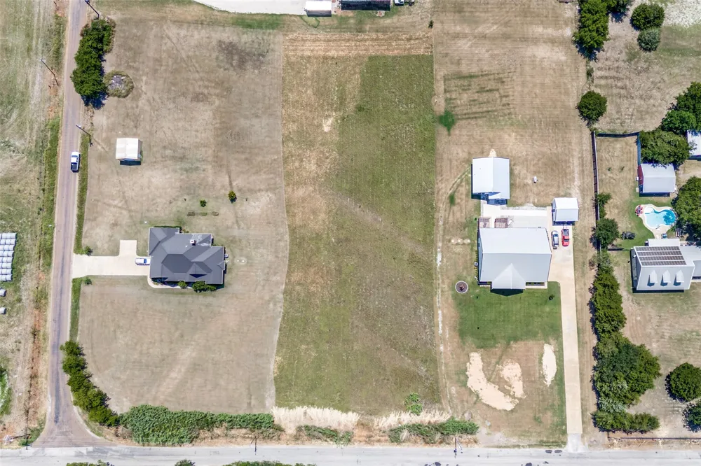 6771 County Road 283 Terrell, TX 75160