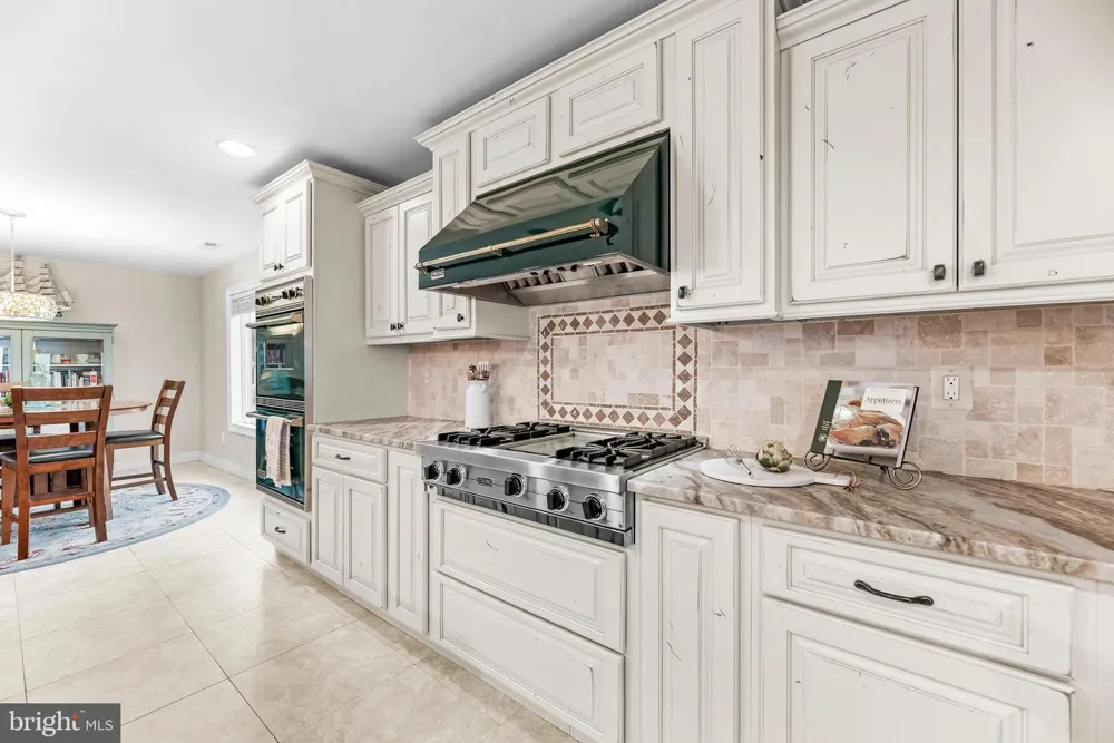 3095 CALVERT BOULEVARD Lusby, MD 20657