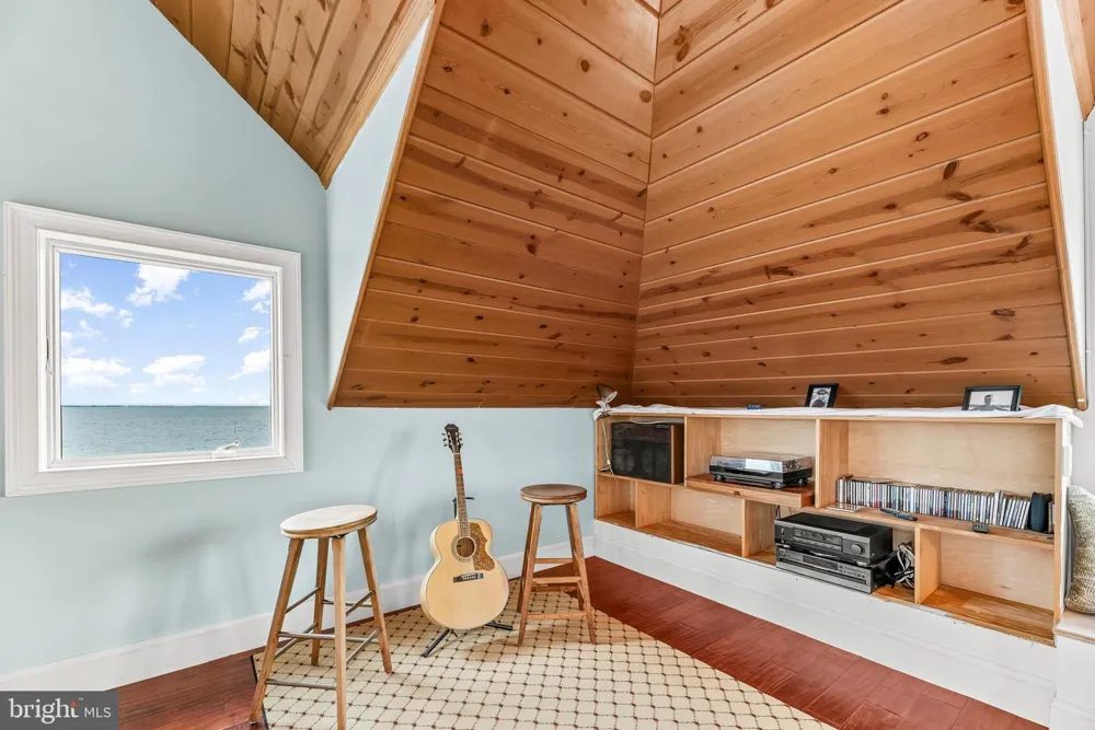 3095 CALVERT BOULEVARD Lusby, MD 20657