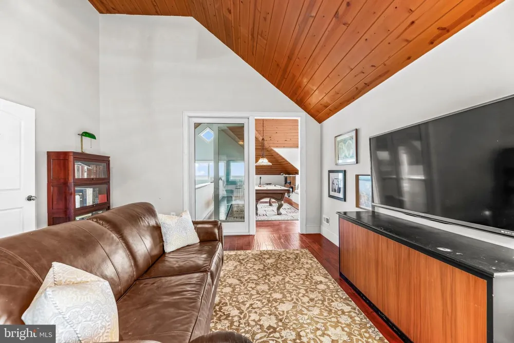 3095 CALVERT BOULEVARD Lusby, MD 20657