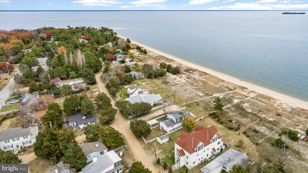 3095 CALVERT BOULEVARD Lusby, MD 20657