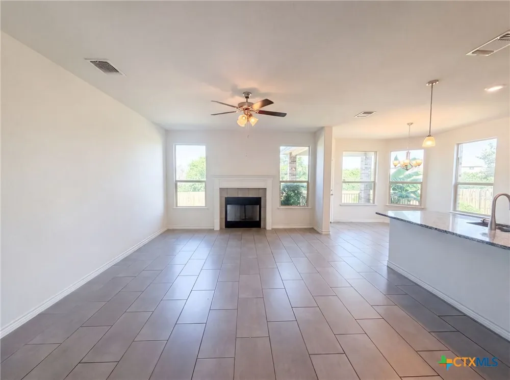5614 Fenton Lane Belton, TX 76513