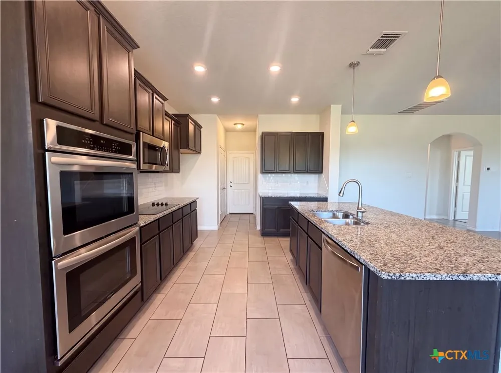 5614 Fenton Lane Belton, TX 76513