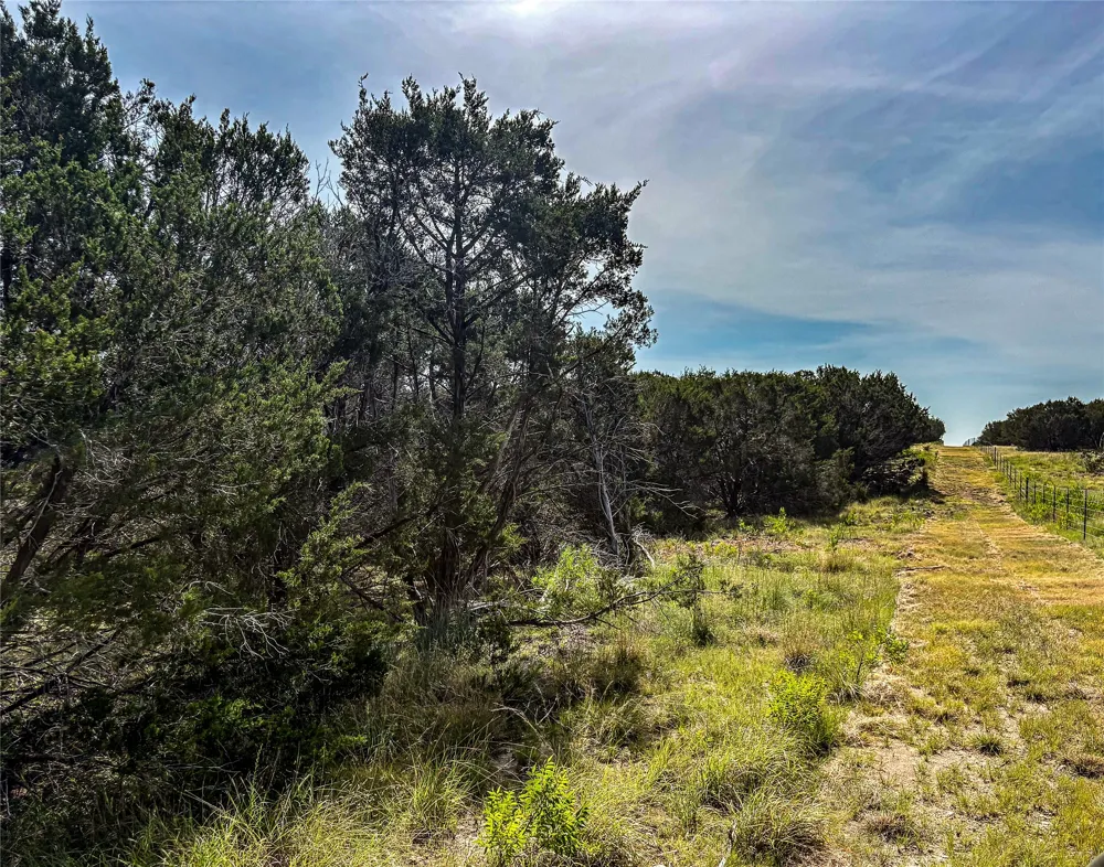 5075 Hwy 22 Hamilton, TX 76531