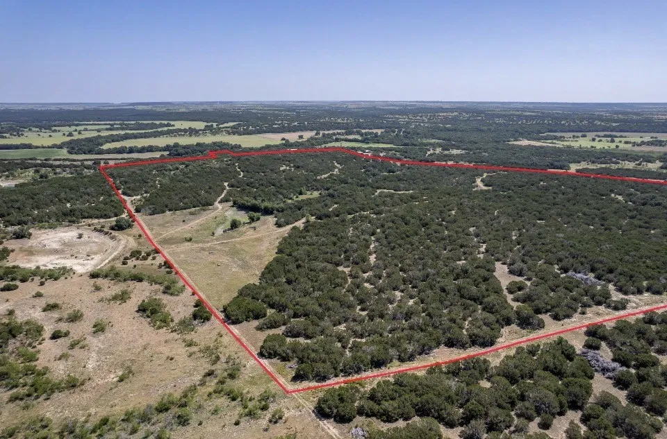5075 Hwy 22 Hamilton, TX 76531