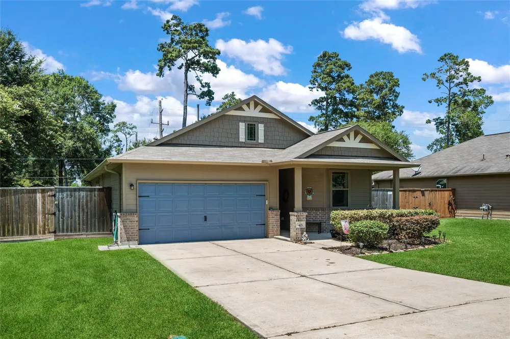 415 Cherry Valley Drive Huffman, TX 77336