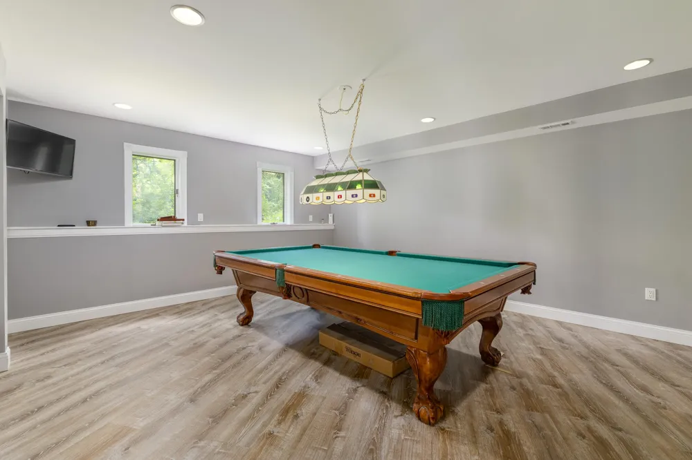 8047 Kraft Avenue SE Caledonia, MI 49316