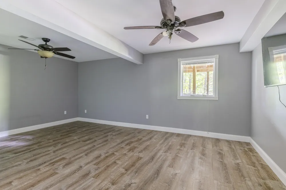 8047 Kraft Avenue SE Caledonia, MI 49316
