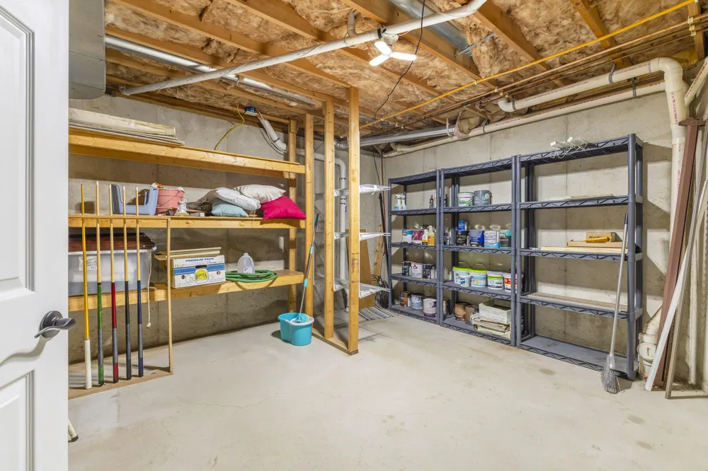 8047 Kraft Avenue SE Caledonia, MI 49316