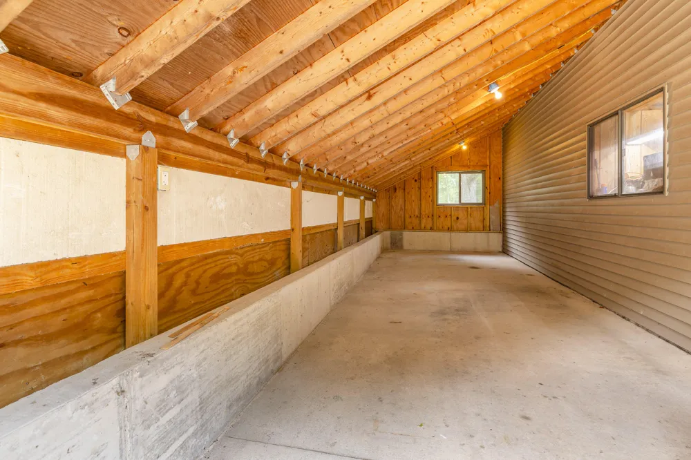 8047 Kraft Avenue SE Caledonia, MI 49316