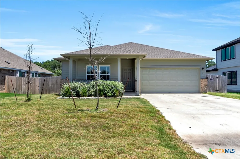 513 Lucky Ave Bertram, TX 78605