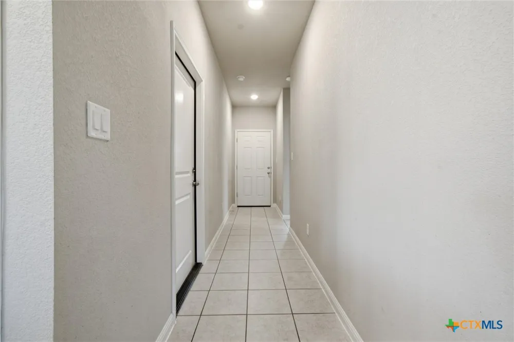 513 Lucky Ave Bertram, TX 78605