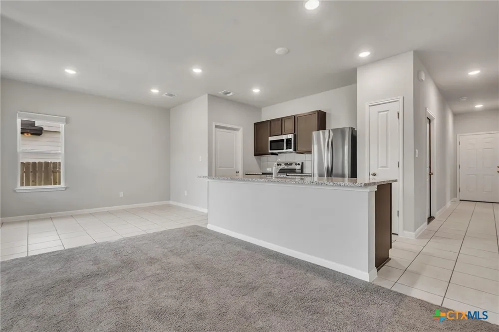513 Lucky Ave Bertram, TX 78605