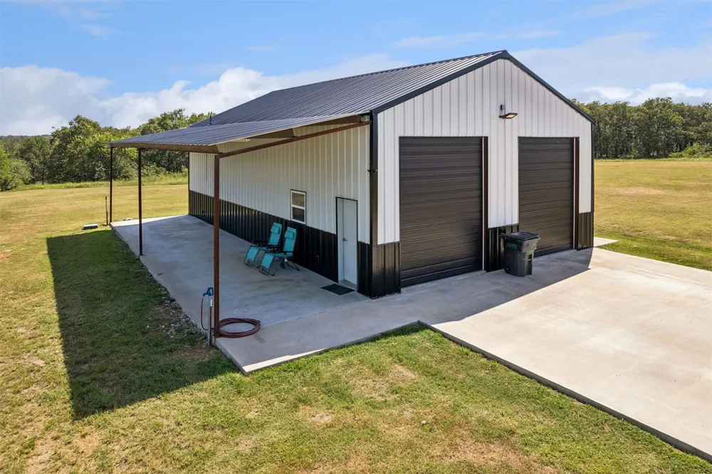 557 High Point Lane Skiatook, OK 74070