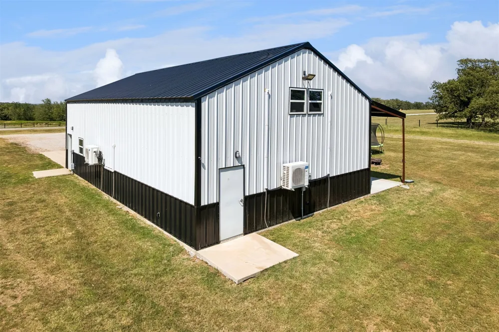 557 High Point Lane Skiatook, OK 74070